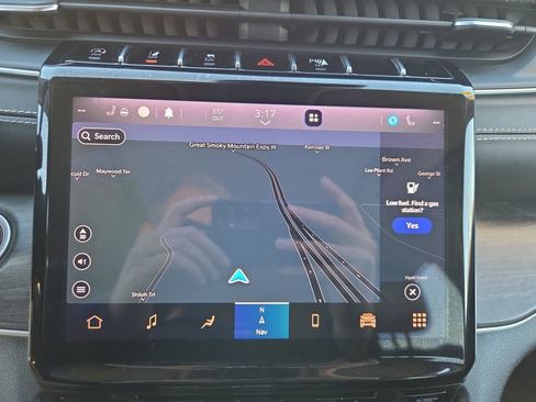 Used 2021 Jeep Grand Cherokee L Limited image 22