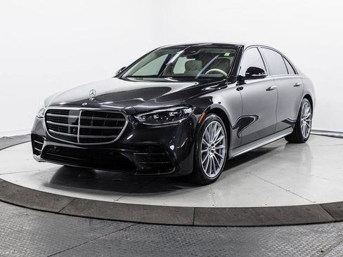 Used 2023 Mercedes-Benz S 580 4MATIC Sedan image 3