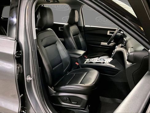 Certified 2023 Ford Explorer XLT w/ Equipment Group 202A image 15