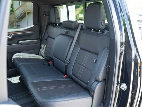 New 2026 Chevrolet Silverado 1500 High Country AWD/4WD image 13
