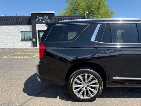 Used 2021 GMC Yukon Denali w/ Denali Ultimate Package AWD/4WD image 4
