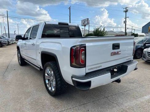 Used 2018 GMC Sierra 1500 Denali w/ Denali Ultimate Package AWD/4WD image 9