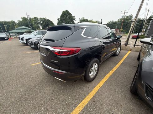 Used 2018 Buick Enclave Essence w/ Trailering Package FWD image 6