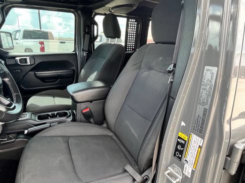 Used 2021 Jeep Wrangler Unlimited Sport AWD/4WD image 9