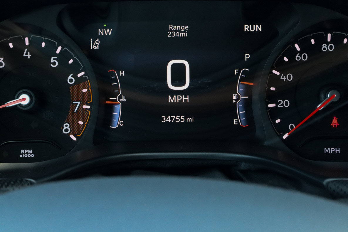 Used 2025 Jeep Compass Trailhawk AWD/4WD image 29