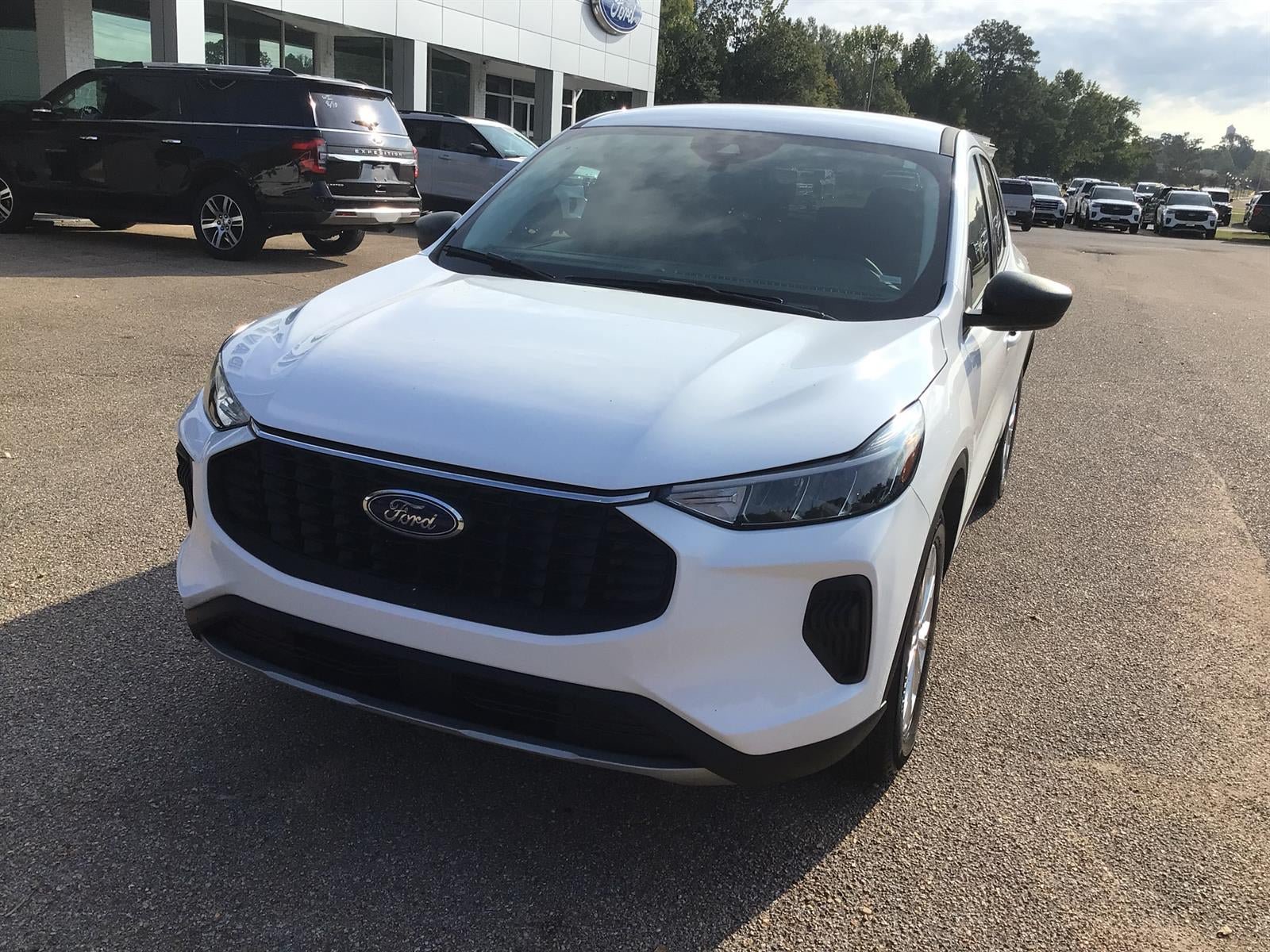 Certified 2025 Ford Escape Active FWD image 5