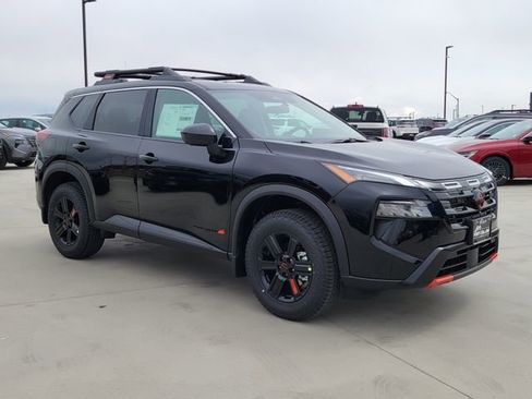 New 2026 Nissan Rogue SV AWD/4WD image 4