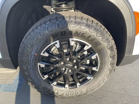 New 2026 Chevrolet Traverse Z71 w/ Enhanced Driving Package image 4