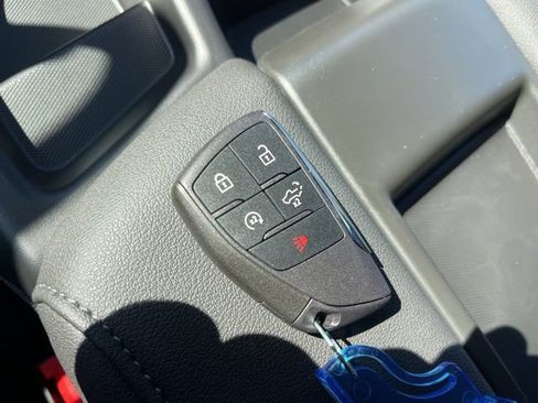 Used 2026 Chevrolet Silverado 2500 Custom w/ Custom Value Package image 33