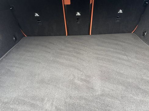 Used 2025 Mercedes-Benz GLC 300 GLC 300 image 15