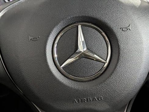 Used 2018 Mercedes-Benz CLA 250 image 13