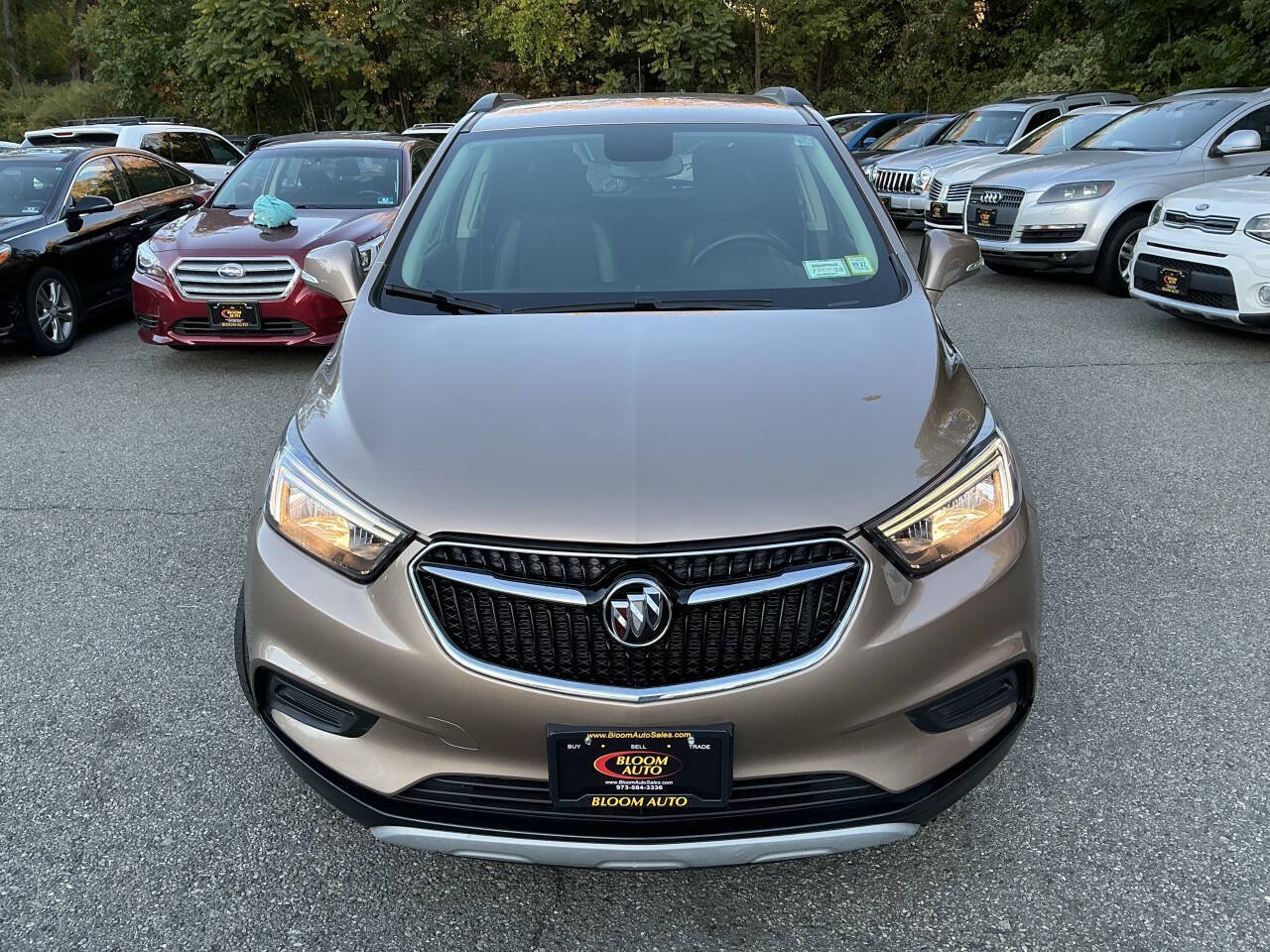 Used 2018 Buick Encore Preferred FWD image 2