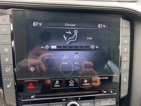 Used 2021 INFINITI QX50 Luxe w/ Cargo Package image 30