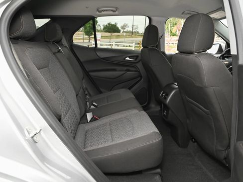 Used 2022 Chevrolet Equinox LT w/ Driver Convenience Package FWD image 39