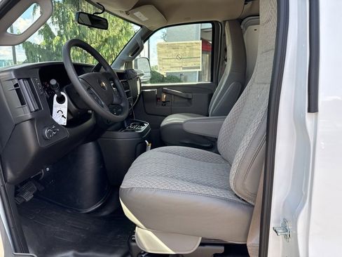 New 2025 Chevrolet Express 2500 w/ Driver Convenience Package image 10