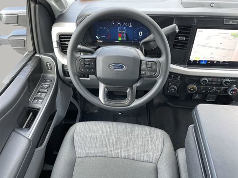 New 2026 Ford F250 XLT w/ XLT Premium Package AWD/4WD image 14
