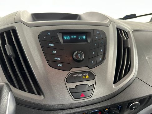 Used 2018 Ford Transit 250 130 Low Roof w/ Exterior Upgrade Package RWD image 13