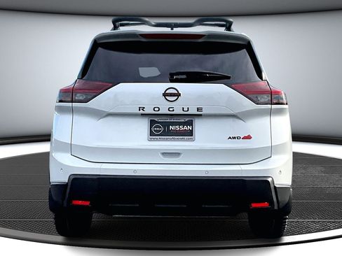 New 2026 Nissan Rogue SV image 4
