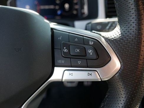 Certified 2023 Volkswagen Atlas Cross Sport SEL R-Line image 26