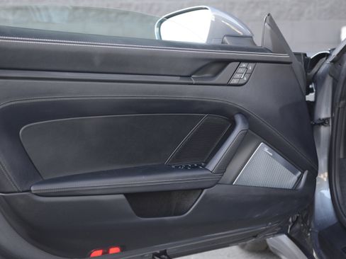 Certified 2025 Porsche 911 Carrera GTS image 13