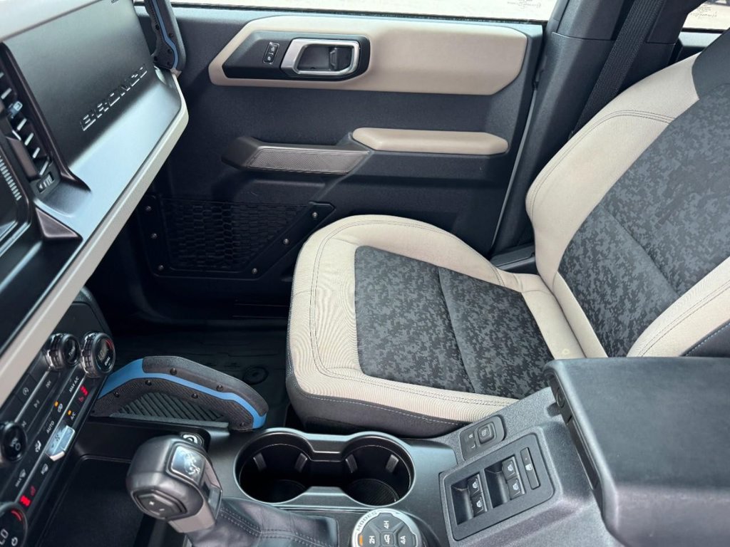 Used 2021 Ford Bronco Wildtrak AWD/4WD image 12