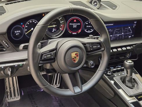 Used 2022 Porsche 911 GT3 image 33