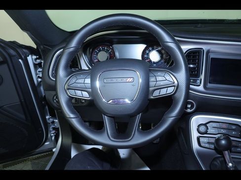 Used 2022 Dodge Challenger R/T w/ Driver Convenience Group image 19