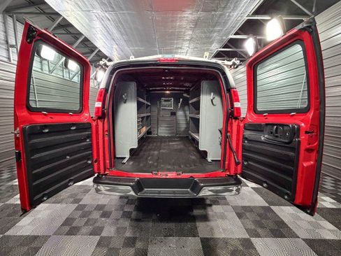 Used 2022 Chevrolet Express 2500 w/ Driver Convenience Package image 11