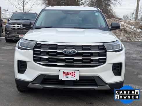 Certified 2025 Ford Explorer Active image 9