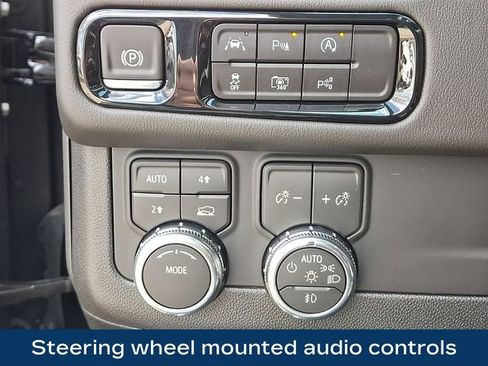 Used 2026 GMC Yukon Elevation image 9