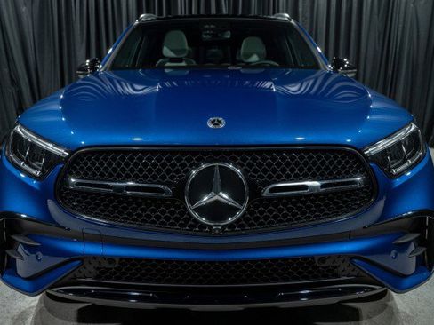 New 2026 Mercedes-Benz GLC 300 300 SUV image 2