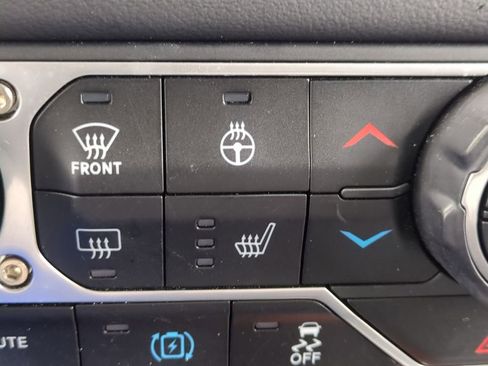 Used 2025 Jeep Wrangler Sahara 4xe w/ Safety Group image 25