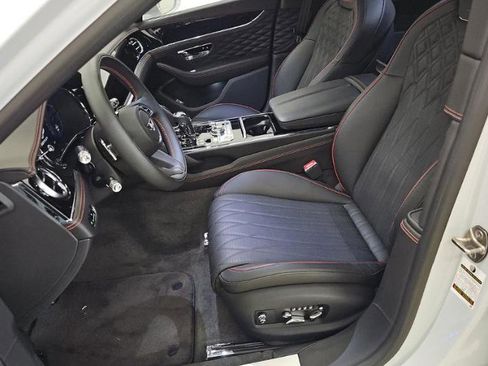 Used 2023 Bentley Flying Spur W12 image 2
