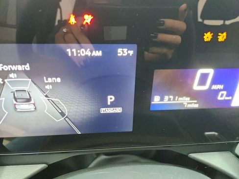 New 2026 Nissan Kicks SV image 21