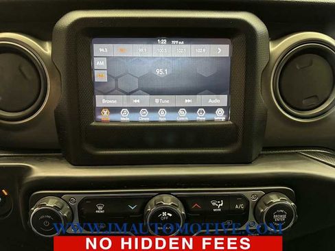 Used 2022 Jeep Wrangler Unlimited Sport image 24