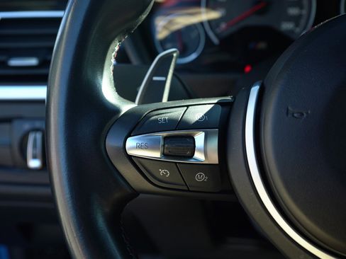 Used 2018 BMW M3 image 35