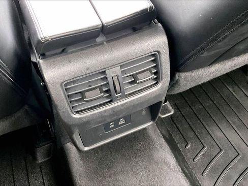 Used 2023 Nissan Rogue SV w/ SV Premium B Package image 17