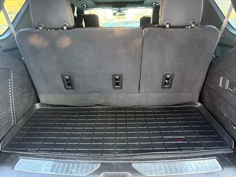 Used 2021 GMC Yukon AT4 w/ Rear Media and Nav Package image 7