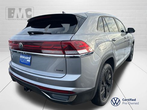 Certified 2024 Volkswagen Atlas Cross Sport SE image 5