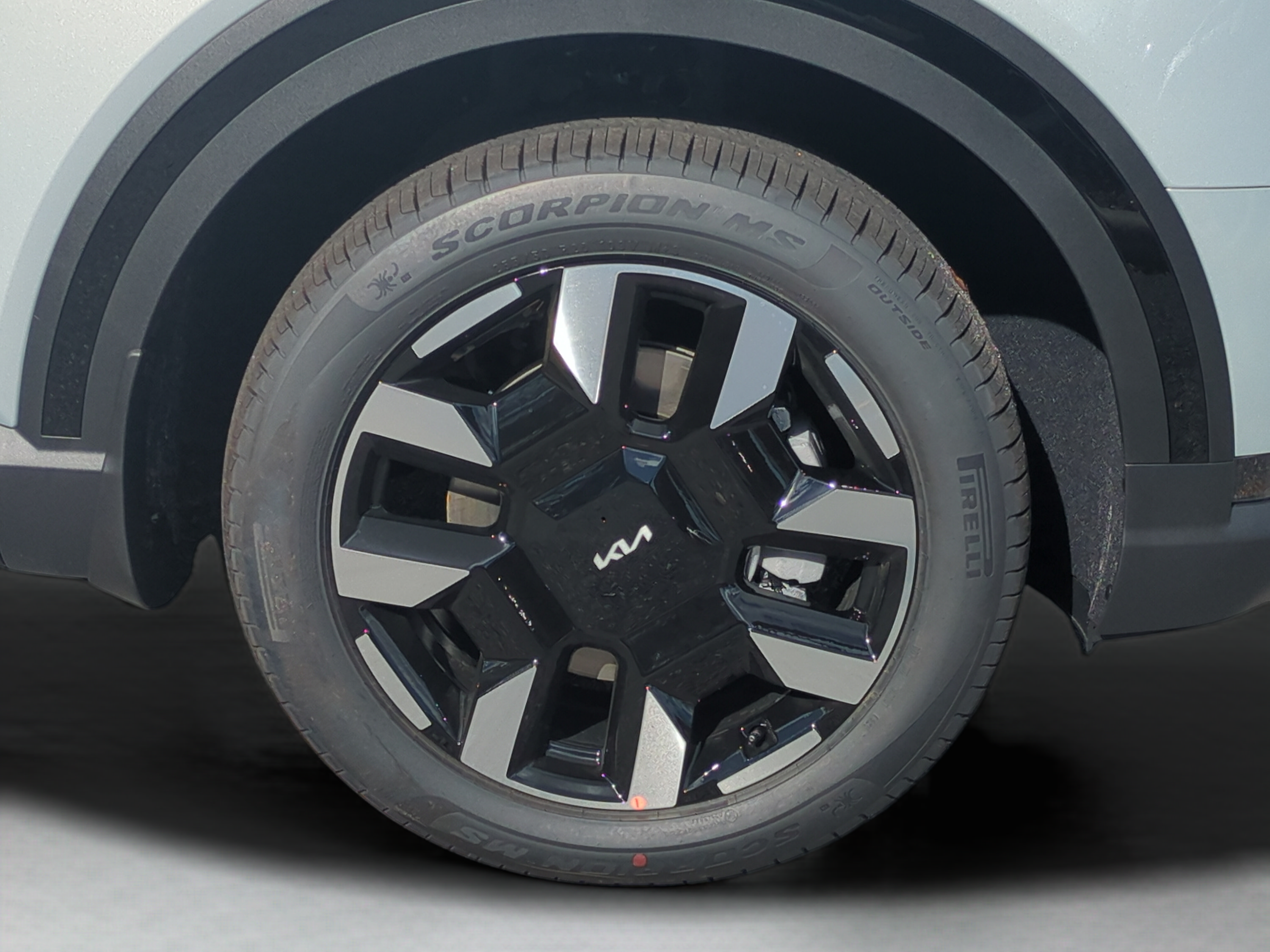 New 2027 Kia Telluride S w/ Towing Package FWD image 24