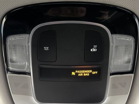 Used 2023 Hyundai Sonata SE w/ Cargo Package image 22