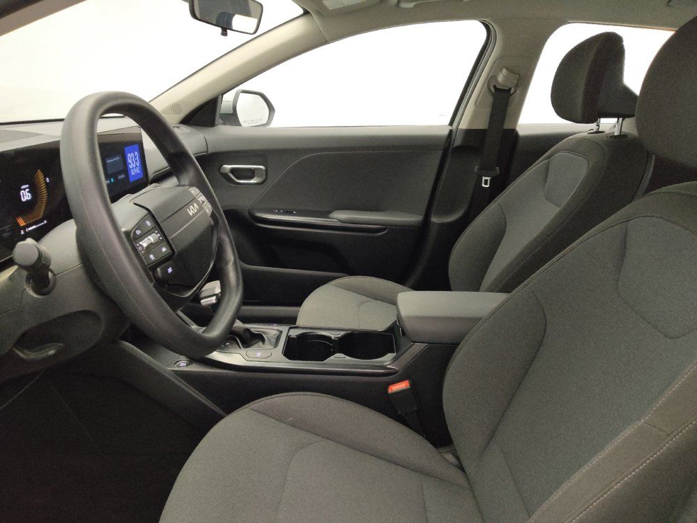 Used 2025 Kia K4 FWD image 17