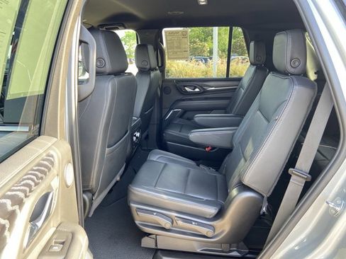Used 2024 GMC Yukon Denali image 50
