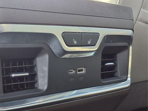 Certified 2024 GMC Sierra 1500 SLT w/ SLT Premium Package image 21