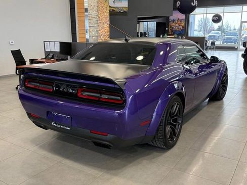 Used 2019 Dodge Challenger SRT Hellcat Redeye image 2