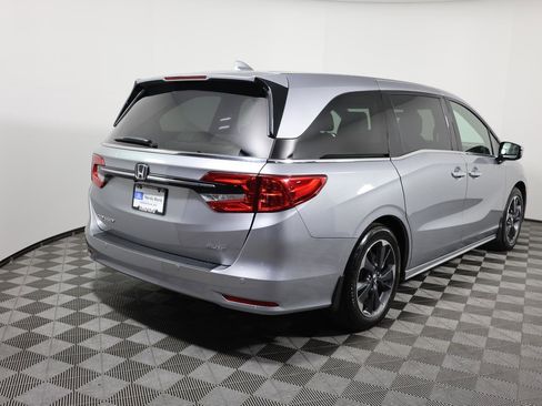 Used 2022 Honda Odyssey Elite image 5