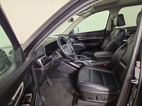 Certified 2025 Kia Telluride S AWD/4WD image 11