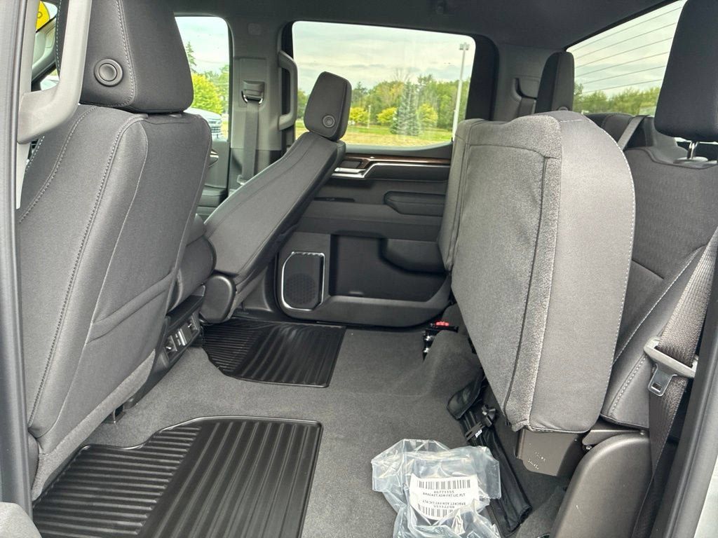 New 2026 Chevrolet Silverado 1500 LT AWD/4WD image 29