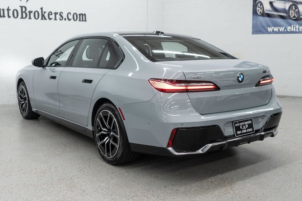 Used 2026 BMW 740i xDrive AWD/4WD image 49