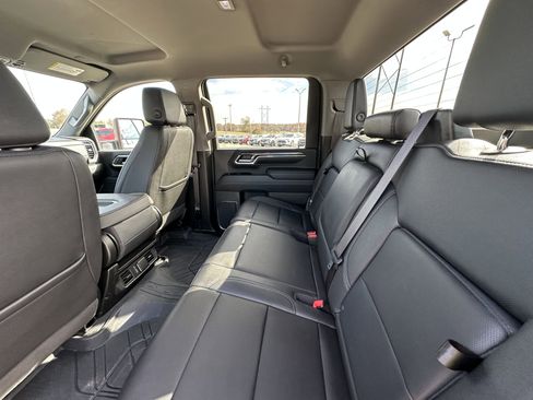 Used 2024 Chevrolet Silverado 3500 LTZ image 30